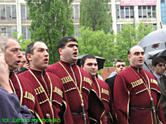 Uroczystość uświetnił występ gruzińskiego chóru
