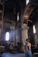 Tbilisi, Świątynie, kościół Anczischati, wnętrze