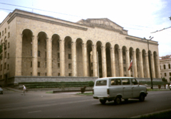 Tbilisi, Budynek Parlamentu
