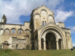 Gruzja, zabytki Unesco,ruiny katedry Bagrati